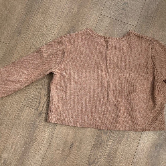 Zara Women's Sweater - Picture 2 of 4